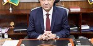 محافظ
      المنوفية
      يحيل
      ثلاث
      وقائع
      فساد
      وتربح
      وشبهة
      تزوير
      بشبين
      الكوم
      وبركة
      السبع
      والشهداء
      للنيابة
      العامة