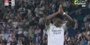 الريال
      ضد
      ألافيس..
      فينيسيوس
      جونيور
      يسجل
      الهدف
      الثاني
      لـ
      ريال
      مدريد
      في
      مرمى
      ألافيس
      بالدوري
      الإسباني