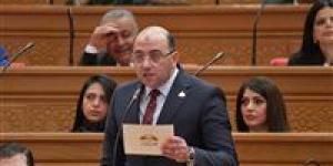 برلمانية
      حماة
      الوطن
      توافق
      مبدئيا
      على
      قانون
      حماية
      المنافسة
      ومنع
      الممارسات
      الاحتكارية
      ..
      العطيفي:
      وافقنا
      لأن
      المواطن
      المستفيد
      الأول
      من
      مواجهة
      ارتفاع
      الاسعار