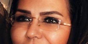 جدة تودّع سيدة اللون: منى القصبي ترحل بعد 50 عاماً من الريادة التشكيلية