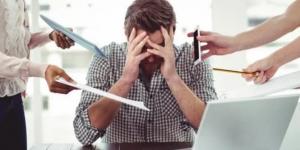 تقرير
      تقرير
      دولي
      صادم:
      قرابة
      المليون
      حالة
      وفاة
      سنويًا
      "بسبب
      الضغوط
      النفسية
      والاجتماعية
      في
      العمل"