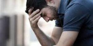“الاكتئاب
لا
يأتي
فجأة”..
5
خطوات
يومية
تحميك
من
الانهيار
النفسي