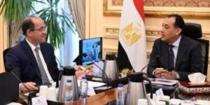 الحكومة تبدأ إجراءات التحول نحو السيارات الكهربائية