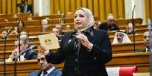 سحر
      عتمان
      لـ
      تحيا
      مصر:
      تعزيز
      الرقابة
      على
      الامتحانات
      وتطوير
      التعليم
      يبدء
      ببناء
      وعي
      الطالب
      ..
      ودعم
      الهوية
      الوطنية
      في
      المناهج
      الدولية
      ضرورية