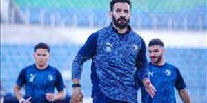 مهند
      لاشين:
      سنغلق
      صفحة
      الفوز
      بكأس
      مصر
      من
      أجل
      الدوري