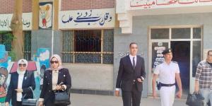 النيابة
      الإدارية
      بسوهاج
      تعاين
      مكان
      هتك
      عرض
      تلميذة
      على
      يد
      حارس
      مدرسة