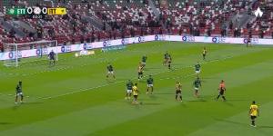 الاتفاق
      ضد
      الاتحاد..
      ملخص
      اهداف
      ونتيجه
      مباراة
      الاتحاد
      والاتفاق
      في
      دوري
      روشن
      السعودي
      بعد
      مرور
      45
      دقيقة