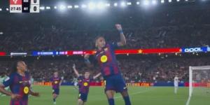 برشلونة
      ضد
      ريال
      بتيس..
      ملخص
      اهداف
      ونتيجه
      مباراة
      برشلونة
      وريال
      بيتيس
      في
      الدوري
      الإسباني
      بعد
      هدف
      رافينيا