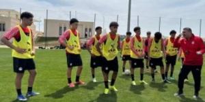 محاضرة فنية لتصحيح الأخطاء للاعبي منتخب الناشئين قبل مواجهة المغرب