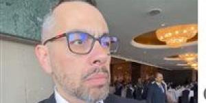 النائب
      محمد
      فؤاد
      لـ
      تحيا
      مصر:
      لم
      يمنع
      أحد
      من
      الترشح
      أمام
      عبد
      المنعم
      إمام
      في
      انتخابات
      العدل..
      والقرار
      جاء
      بإرادة
      حزبية