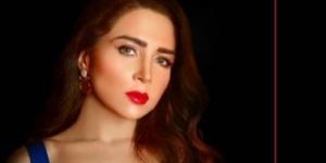 قبل
      مي
      عز
      الدين..
      نجوم
      عانوا
      نفسيًا
      بسبب
      هجوم
      الجمهور
      على
      أعمالهم