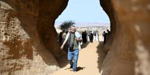 الإرشاد السياحي يحظر الهدايا