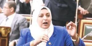 النائبة
      سحر
      عثمان:
      أزمة
      التأمينات
      ليست
      أرقامًا..
      بل
      حقوق
      مواطنين
      تنتظر
      الحل