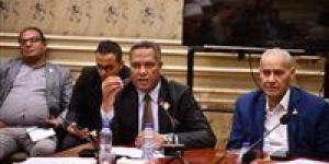 خلال
      اجتماع
      دينية
      الشيوخ
      ..
      النائب
      محمد
      حمزة
      يطالب
      بإخضاع
      الكتاتيب
      لإشراف
      الأزهر
      والأوقاف
      حفاظًا
      على
      الفكر
      الوسطي
      وحماية
      الأطفال
