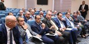 باجتماع
خطة
النواب..
النائب
ممدوح
جاب
الله:
التعديلات
الضريبية
الجديدة
لا
تستهدف
زيادة
الأعباء
على
المواطنين
وتعزز
مناخ
الإستثمار
والثقة
في
الاقتصاد
المصري