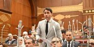 النائب
      محمد
      مظلوم
      يطالب
      بتذليل
      عقبات
      الاستثمار
      وتعزيز
      الشراكة
      مع
      القطاع
      الخاص