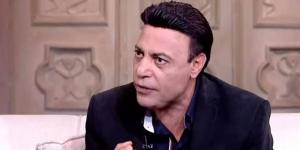 بعد
      إحالته
      للتحقيق..
      محمد
      الغيطي
      عن
      حلقة
      عبد
      العزيز
      مخيون:
      الموضوع
      خد
      أكبر
      من
      حجمه