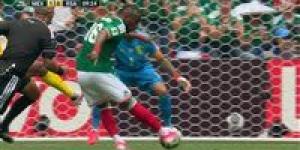 المكسيك
      ضد
      جنوب
      أفريقيا..
      جوليان
      كينيونيس
      يسجل
      الهدف
      الأول
      لـ
      منتخب
      المكسيك
      في
      مرمى
      جنوب
      أفريقيا
      بافتتاح
      كأس
      العالم
      2026