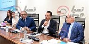 عبد
      الجواد
      يواجه
      رئيس
      هيئة
      التأمينات
      خلال
      مناقشة
      أزمة
      المعاشات:
      محدش
      ضد
      التطوير
      والتحول
      الرقمى
      لكن
      قصة
      المعاشات
      مش
      رفاهية
      ومحتاجين
      رد