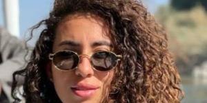 بعد
      تصدرها
      التريند..
      منة
      القيعي
      تكشف
      مفاجأة
      عن
      أغنية
      يا
      مصر
      بتعمليها
      ازاي