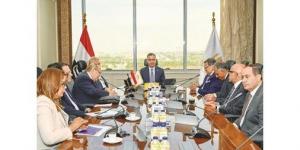 وزير
التموين:
التكنولوجيا
ركيزة
أساسية
لنجاح
مشروع
«كاري
أون»
وتعزيز
كفاءة
التشغيل
والرقابة
وإدارة
المنافذ