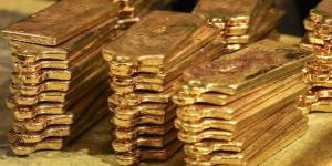 الذهب
      يستقر
      مدعومًا
      ببيانات
      الوظائف
      الأمريكية
      وتراجع
      توقعات
      رفع
      الفائدة