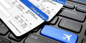 رغم انخفاض أسعار الوقود.. لماذا لا تتراجع أسعار تذاكر الطيران؟