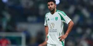 فريق سعودي يفاوض رياض محرز لضمه في صفقة انتقال حر