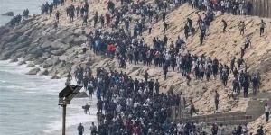 تدفق
      كبير
      للمهاجرين
      إلى
      سبتة
      عبر
      البحر،
      وتحرك
      عاجل
      من
      السلطات
      الإسبانية
      (صور)