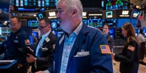 داو جونز يقفز 3% ليعوض خسائره مع انتعاش أسهم التكنولوجيا
