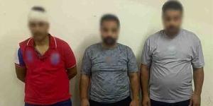 خلاف
      على
      أولوية
      المرور
      يتحول
      لمشاجرة
      بأسلحة
      بيضاء
      داخل
      محل
      تجاري
      في
      بورسعيد
      والأمن
      يتدخل