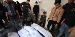 بينهم
40
طفلًا،
إقامة
أكبر
جنازة
جماعية
في
تاريخ
القضية
الفلسطينية
بقطاع
غزة