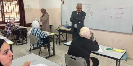 برهم يتفقد امتحانات الثانوية في جنين ويؤكد مساندة الطلبة في ظل الظروف الراهنة