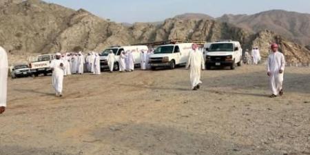 تشييع 3 مواطنين قضوا في حادث مروع بعُمان
