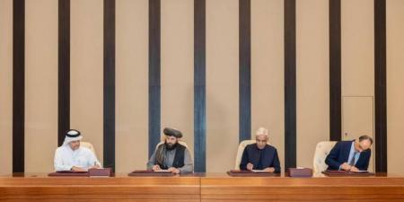 باكستان وأفغانستان تتفقان على وقف فوري لإطلاق النار