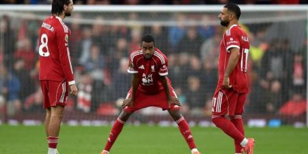 ترتيب الدوري الإنجليزي بعد خسارة ليفربول من مانشستر يونايتد بثنائية