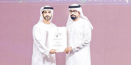 3 مساجد في الشارقة تحصد لقب «صديقة لكبار السن»