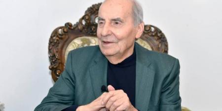 الموت يغيّب كبير شعراء الزجل اللبناني طليع حمدان