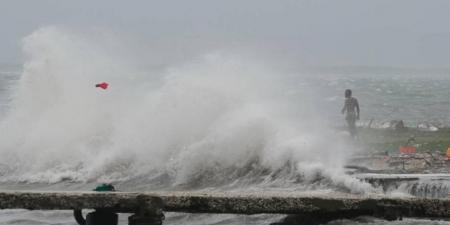 فيضانات تجتاح فيتنام وتدفع لإجلاء آلاف السكان