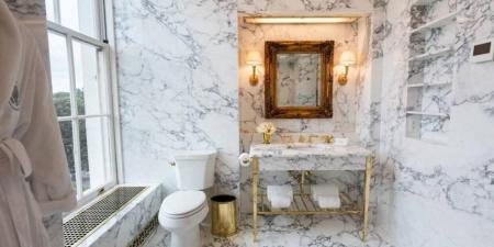 ترامب يتباهى بتجديد «حمام لينكولن» في البيت الأبيض