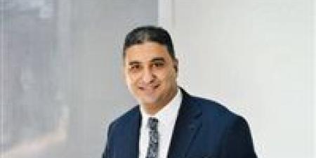 المصري
يحسم
مصير
عمر
الساعي
من
العودة
للأهلي