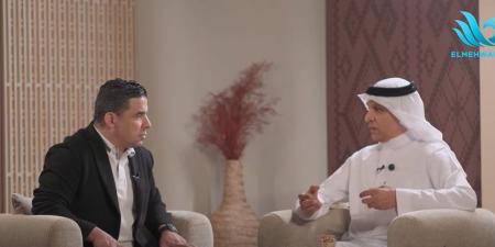 حمد
الدبيخي:
الجمهور
عاطفي
ولا
يحب
الحقيقة..
والدعيع
وماجد
عبدالله
أساطير
الكرة
السعودية