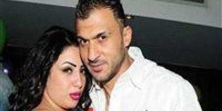 بعد
      مشاجرة
      الفندق..
      إخلاء
      سبيل
      طليقة
      إبراهيم
      سعيد
      لاعب
      المنتخب
      السابق