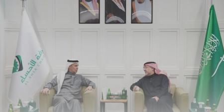 غرفة
      الأحساء
      و”سار”
      يبحثان
      فرص
      الشراكة
      والاستثمار
      في
      مشاريع
      الخطوط
      الحديدية