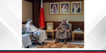 وزير
      الخارجية
      يستقبل
      نائب
      رئيس
      مجلس
      أمناء
      مركز
      الإمارات
      للدراسات
      والبحوث
      الاستراتيجية
      ويتسلم
      نسخة
      من
      إصداره
      الجديد