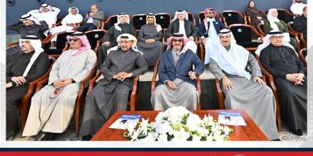 تتويج
      الفائزين
      بالكؤوس
      والهدايا
      التذكارية
      ..
      وزير
      الداخلية
      يشهد
      ختام
      بطولة
      النخبة
      العربية
      الخامسة
      للتنس
      ويشيد
      بالتميز
      في
      التنظيم
      والأداء
      الرياضي
      للاعبين