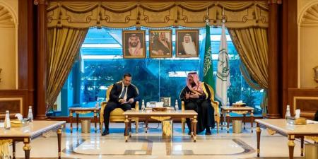 وكيل
      وزارة
      الداخلية
      يستقبل
      نائب
      وزير
      الخارجية
      للشؤون
      القنصلية
      بجمهورية
      أوزبكستان