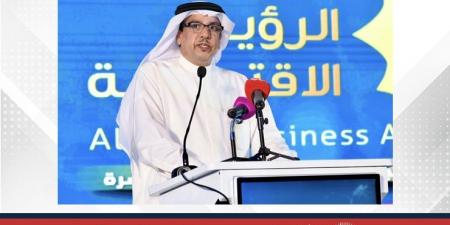 سفير
      مملكة
      البحرين
      في
      مسقط
      يشارك
      في
      حفل
      تكريم
      مملكة
      البحرين
      كضيف
      شرف
      بجائزة
      الرؤية
      الاقتصادية