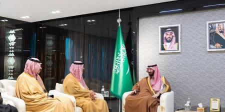 سمو
      وزير
      الحرس
      الوطني
      يستقبل
      الرئيس
      التنفيذي
      للبنك
      العربي
      الوطني