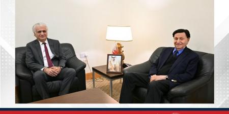 مستشار جلالة الملك للشؤون الاقتصادية يستقبل الدكتور جاسم حاجي